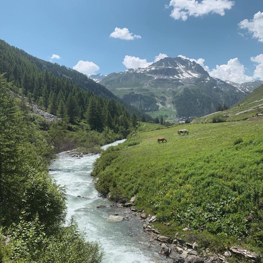 Maison De Famille Les 5 Freres Val-dʼIsère Buitenkant foto